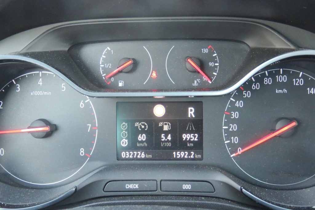 Opel Crossland X 2020 photo 5