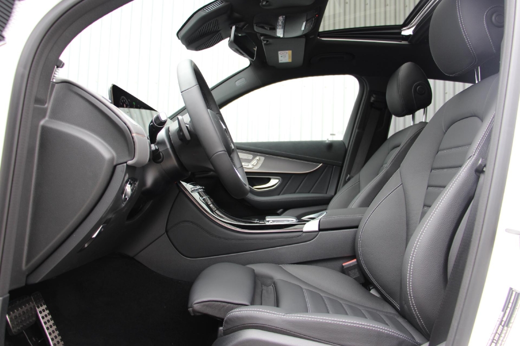 Mercedes-AMG EQC 400 2021 photo 1