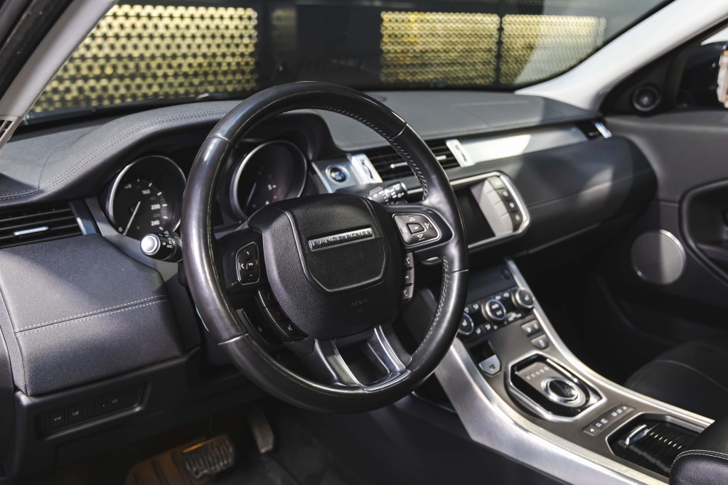 Land Rover Range Rover Evoque 2017 photo 16