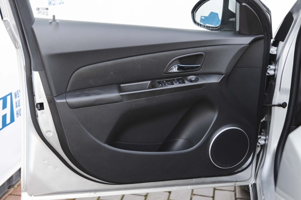 Chevrolet Cruze 2012 фото 26