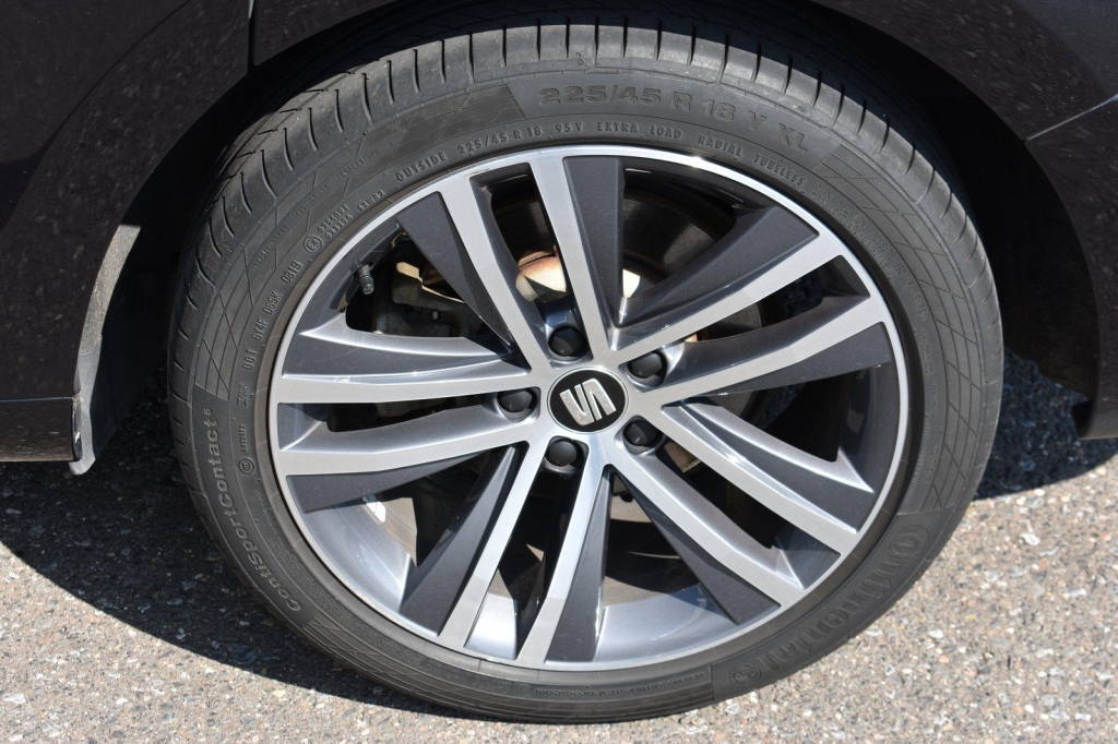 SEAT Alhambra 2017 фото 3