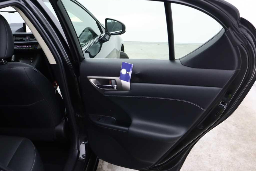 Lexus CT 2016 photo 20