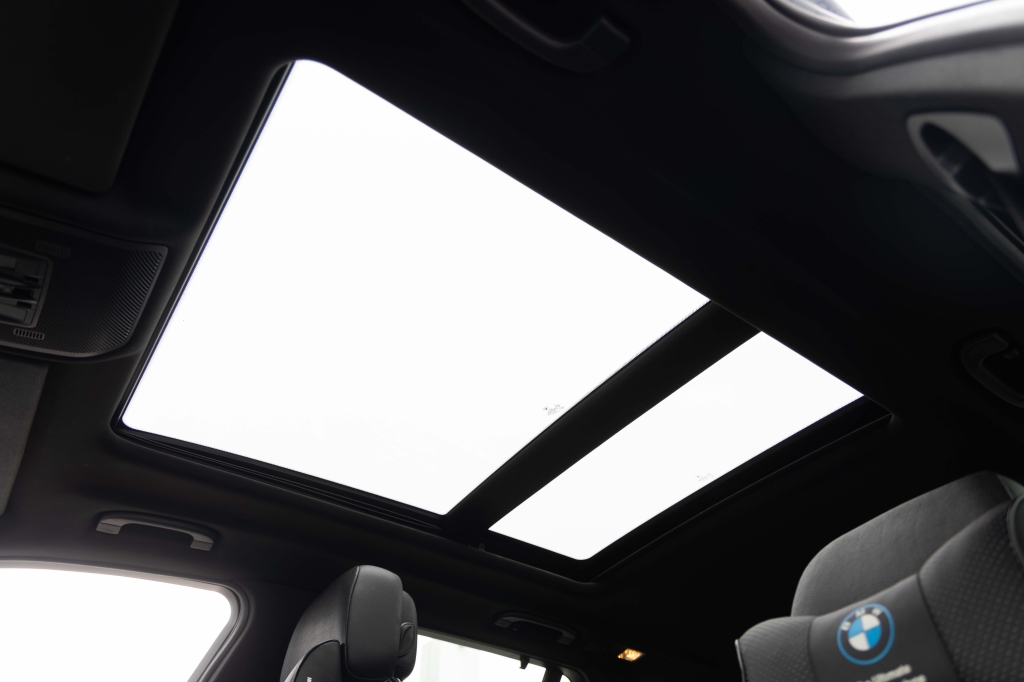 BMW X5 35i 2011 фото 30