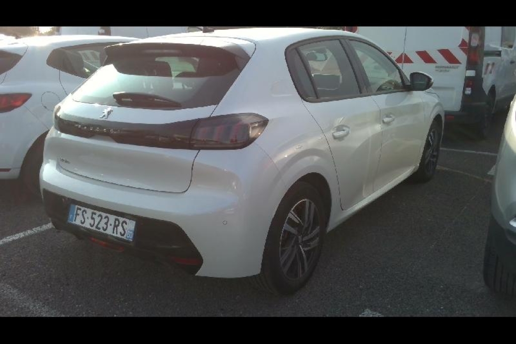 Peugeot 208 2020 photo 2