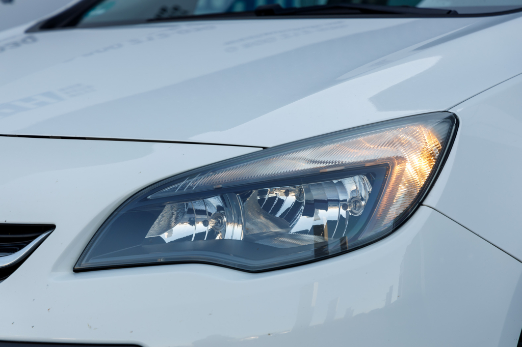 Opel Astra J 2014 фото 7