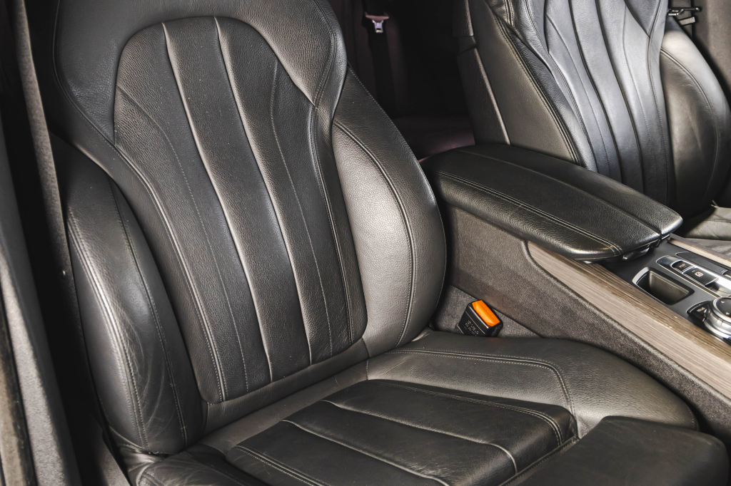 BMW X5 2015 фото 15