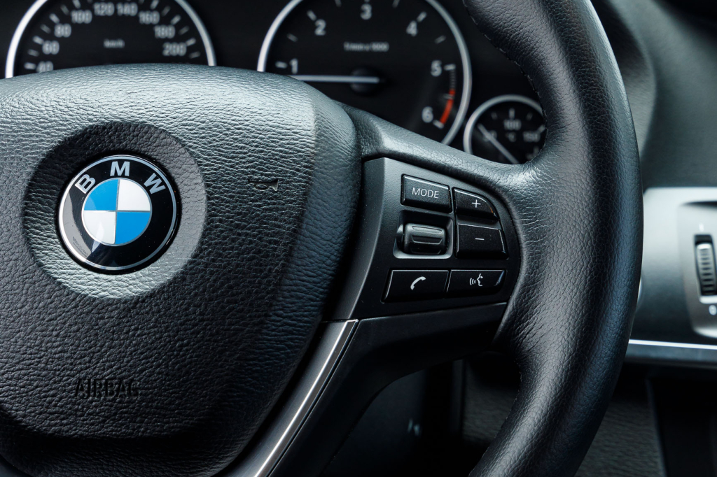 BMW X3 2011 фото 4