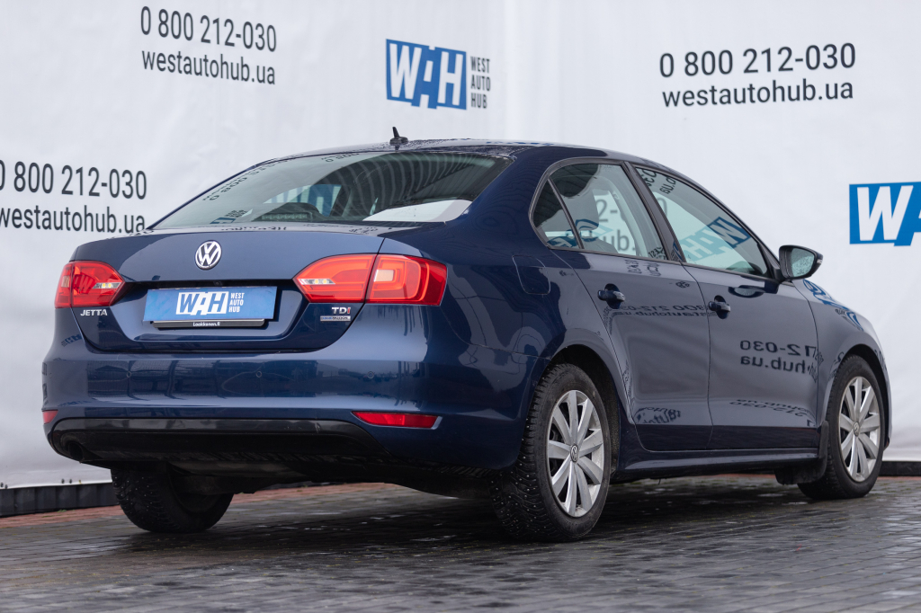 Volkswagen Jetta photo 4