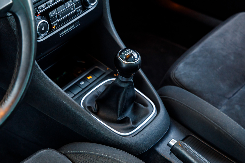 Volkswagen Golf VI 2010 photo 18