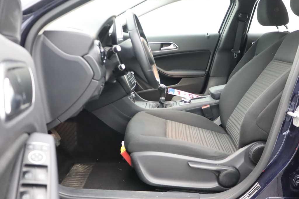 Mercedes-Benz A-Klasse 2017 photo 4