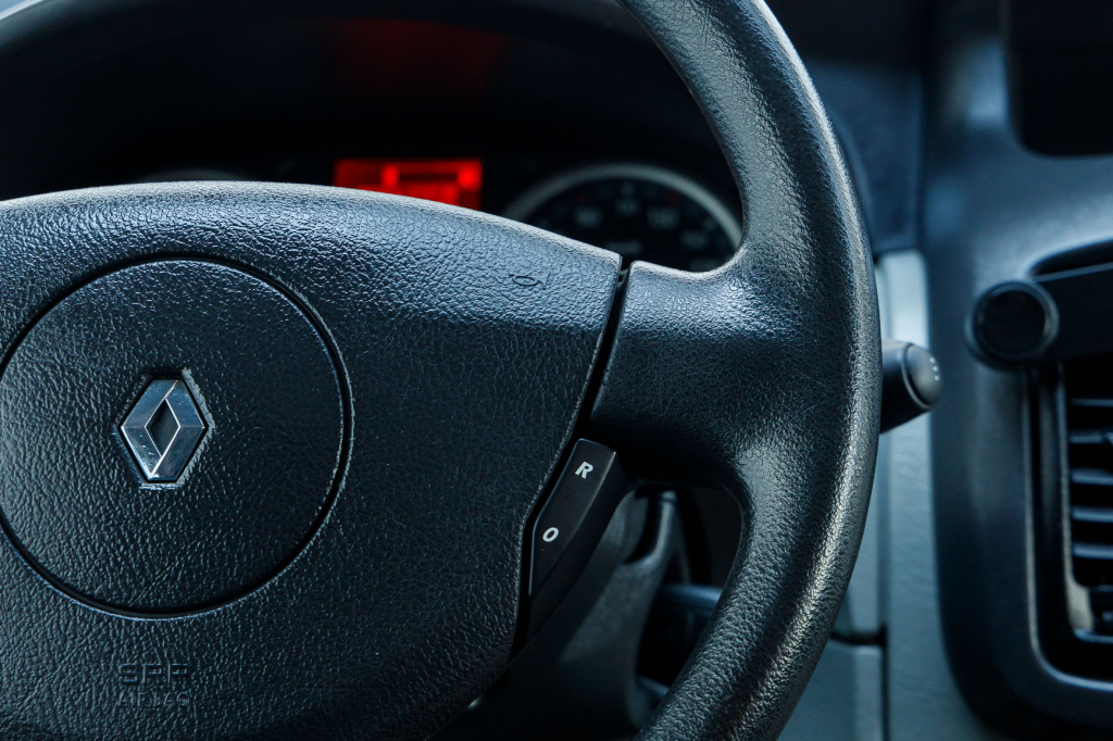 Renault Trafic пасс. 2012 photo 8