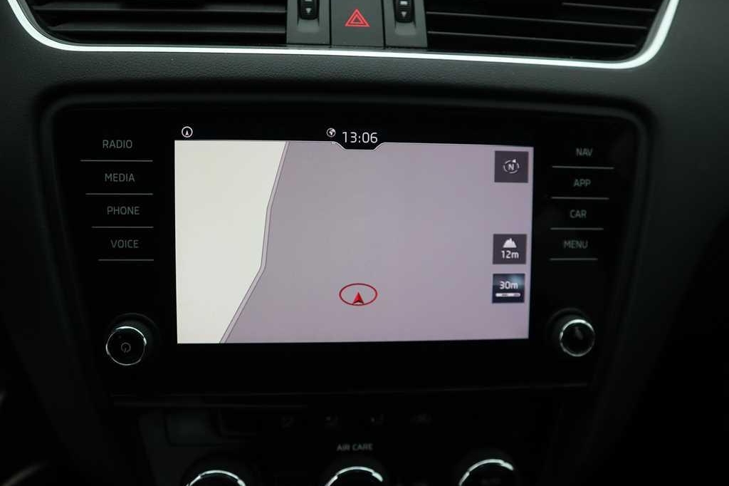 Skoda Octavia Combi 2017 photo 6