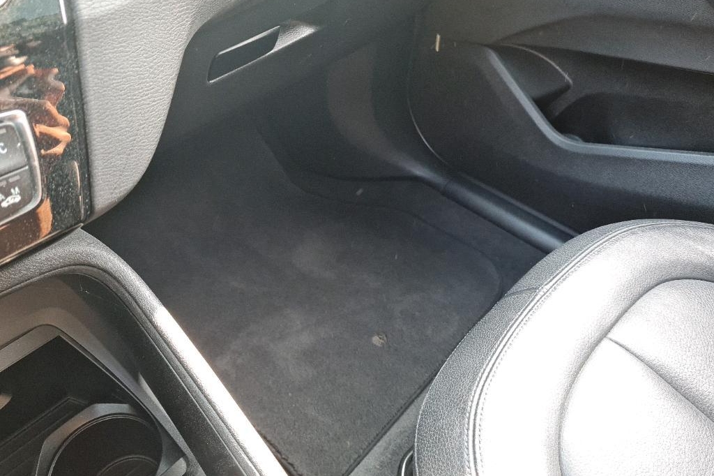 BMW X1 2017 фото 23