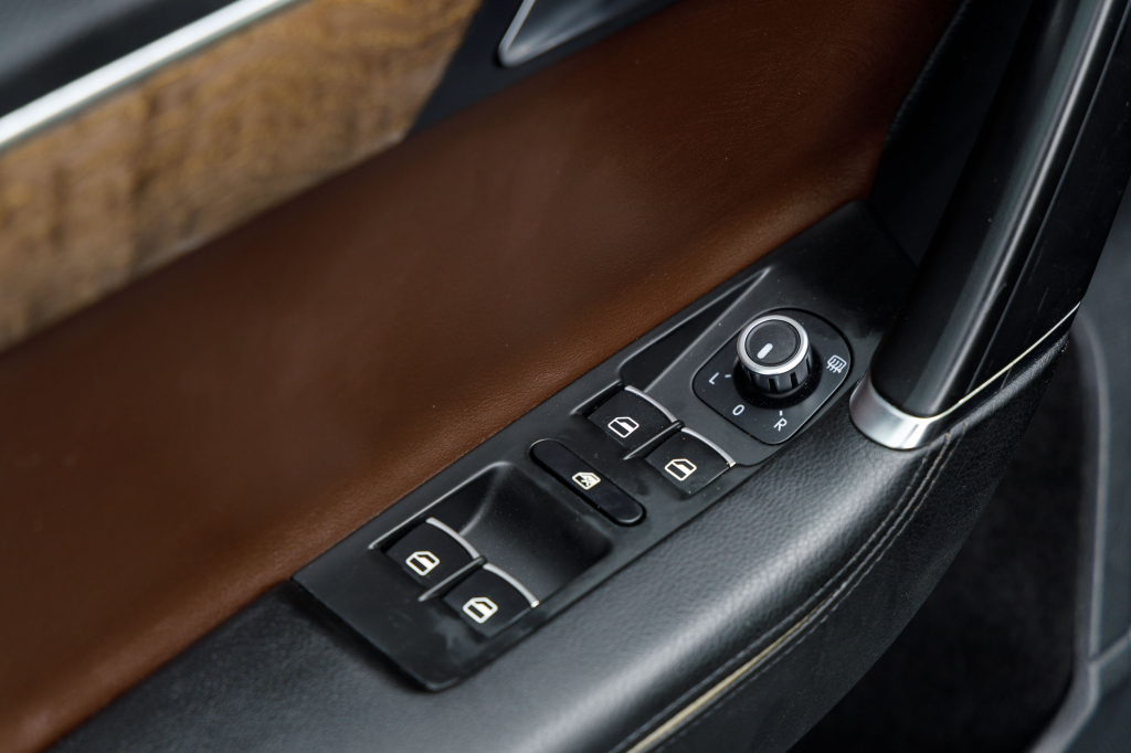 Volkswagen Passat B7 Exclusive 2012 photo 3