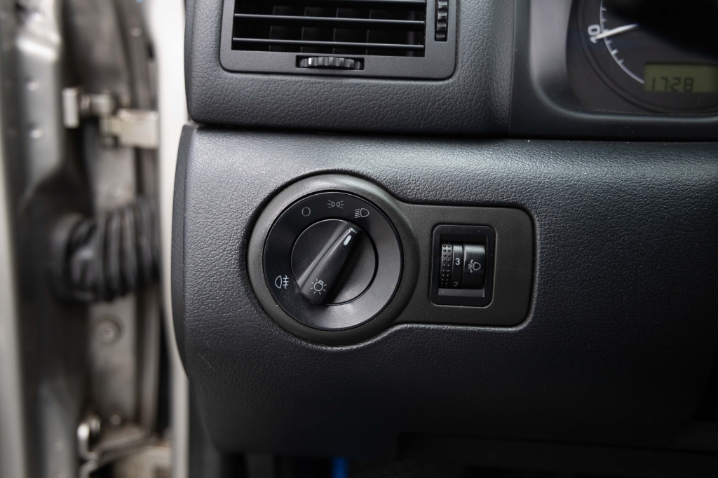 Skoda Octavia 2006 фото 14