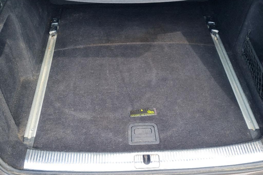 Audi A4 Avant 2018 фото 16