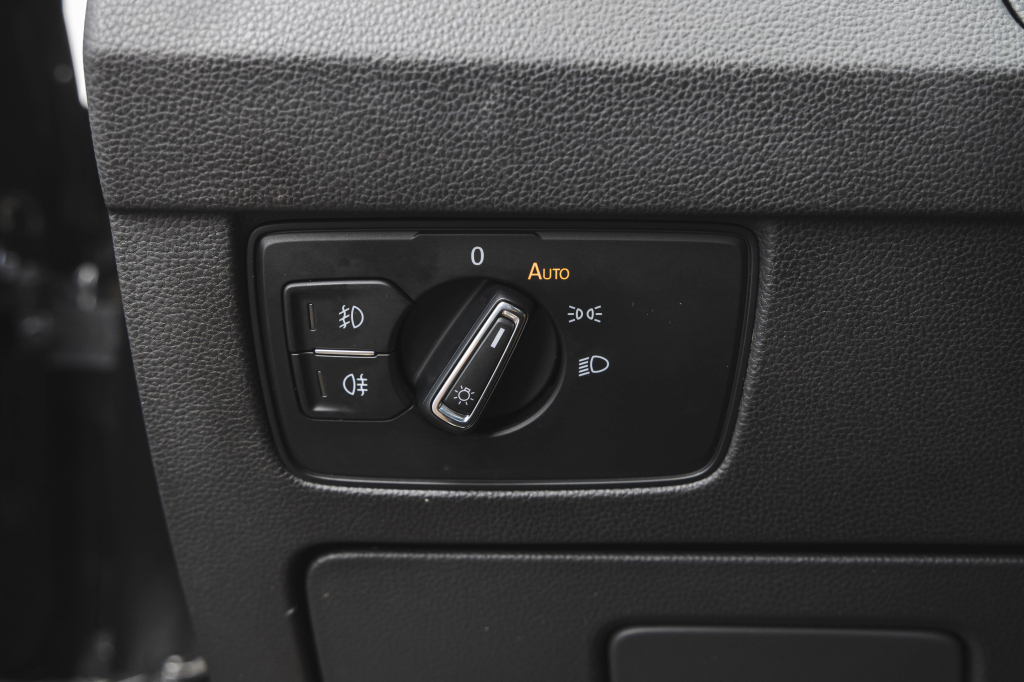 Volkswagen Passat R-Line 4Motion 2018 photo 16