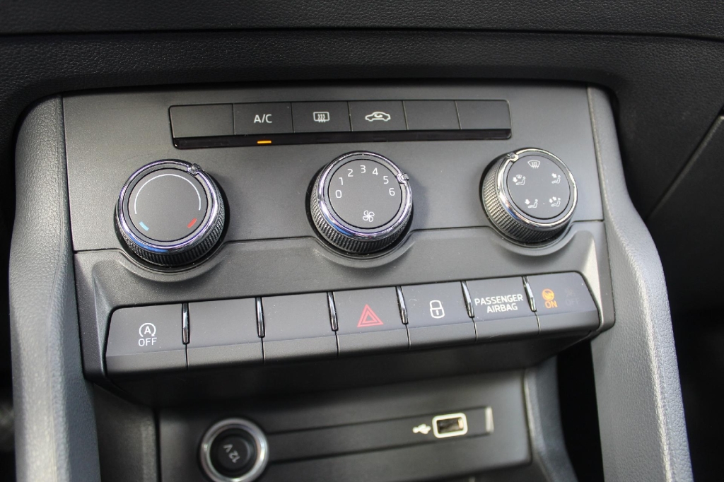 Skoda Karoq 2020 фото 5