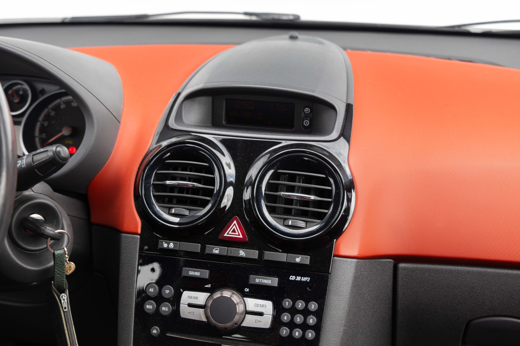 Opel Corsa 2010 фото 20