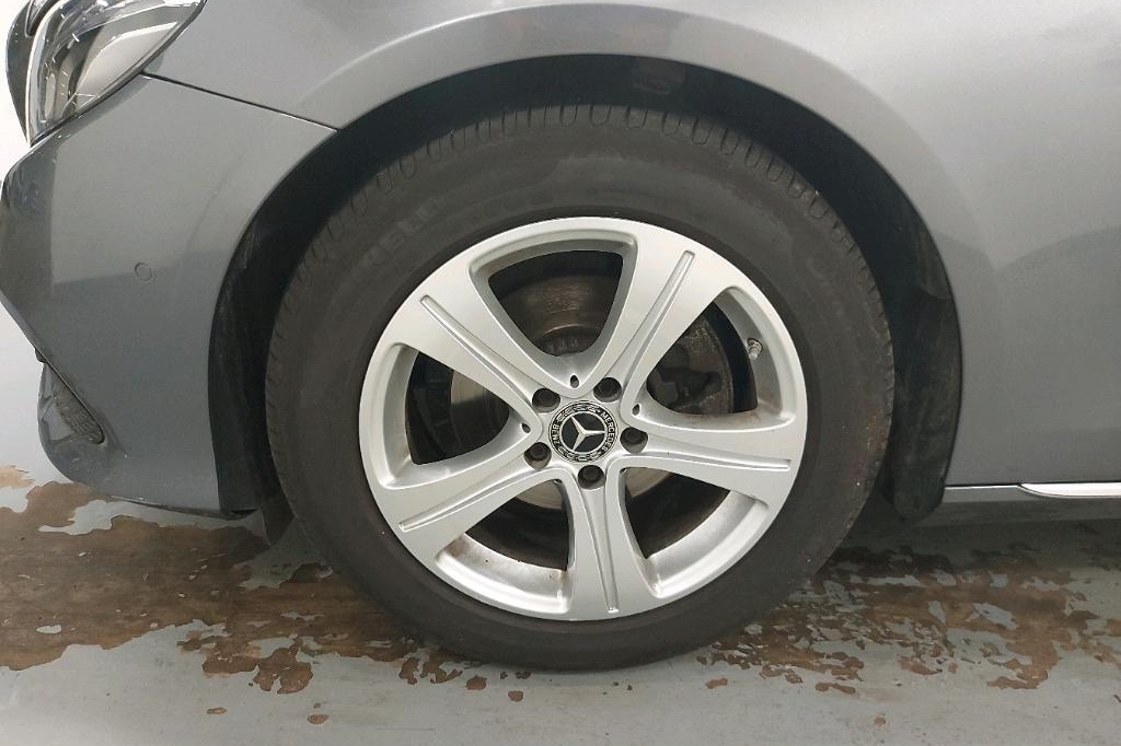 Mercedes-Benz E-Klasse 2017 photo 14