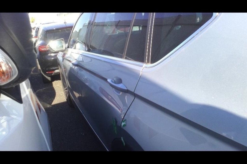 SEAT Tarraco 2019 фото 17