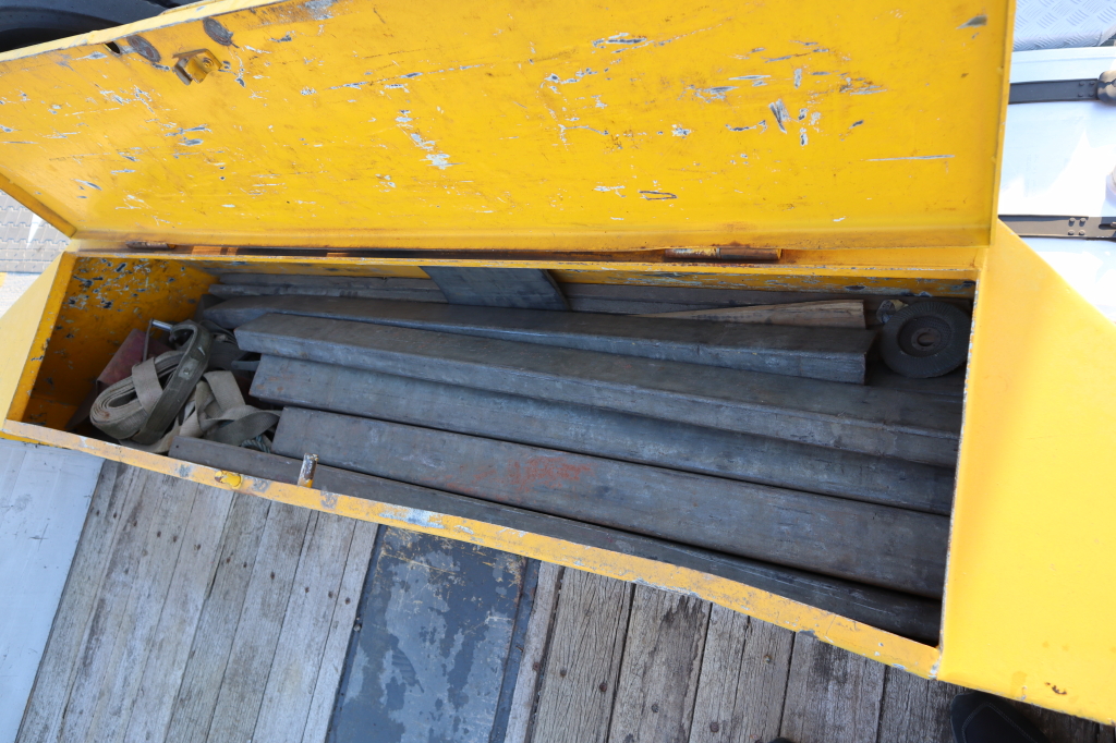 Broshuis 4AOU 1996 photo 10