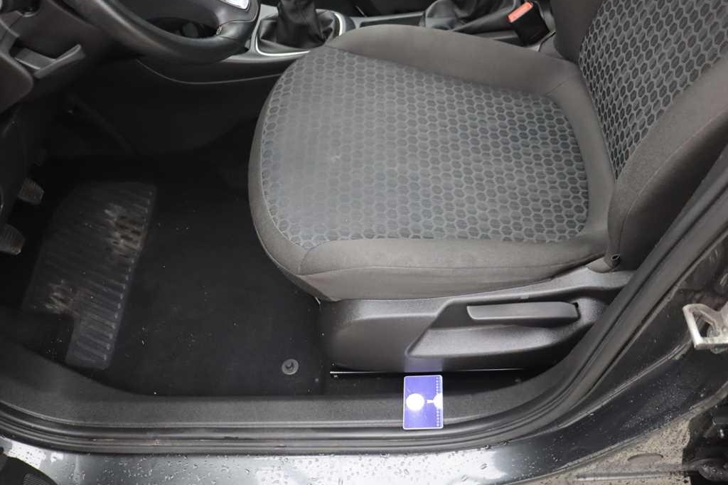 Opel Corsa 2017 фото 12