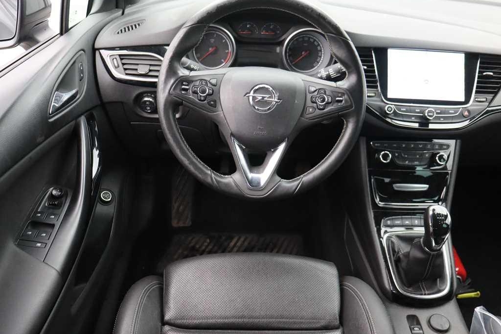 Opel Astra Sports Tourer 2017 photo 1