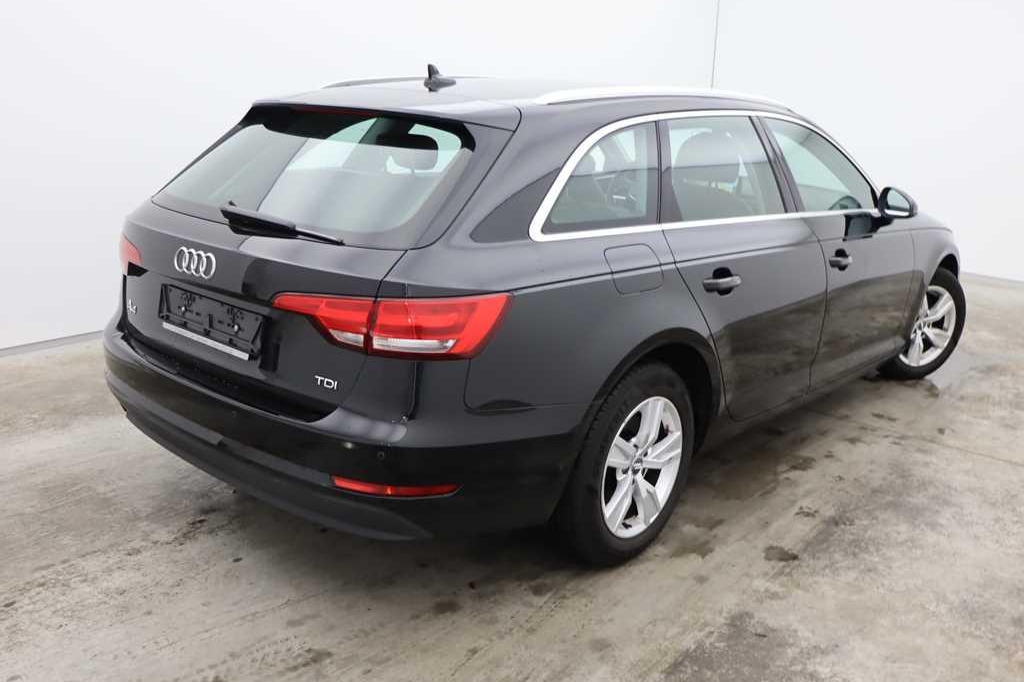 Audi A4 Avant 2016 фото 4