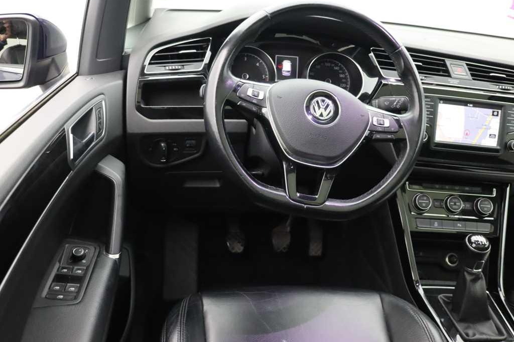 Volkswagen Touran 2015 фото 6