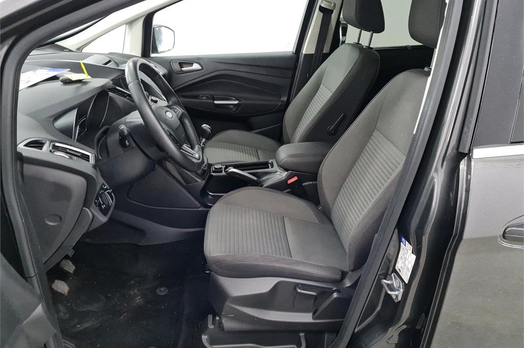 Ford Grand C-MAX 2017 фото 2