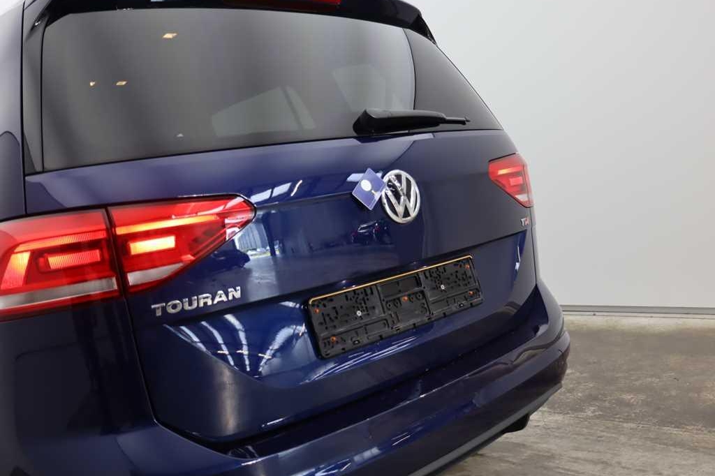 Volkswagen Touran 2017 фото 42