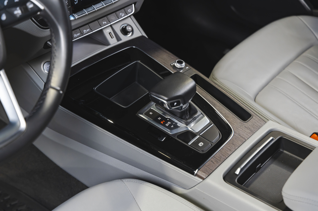 Audi Q5 2020 фото 32