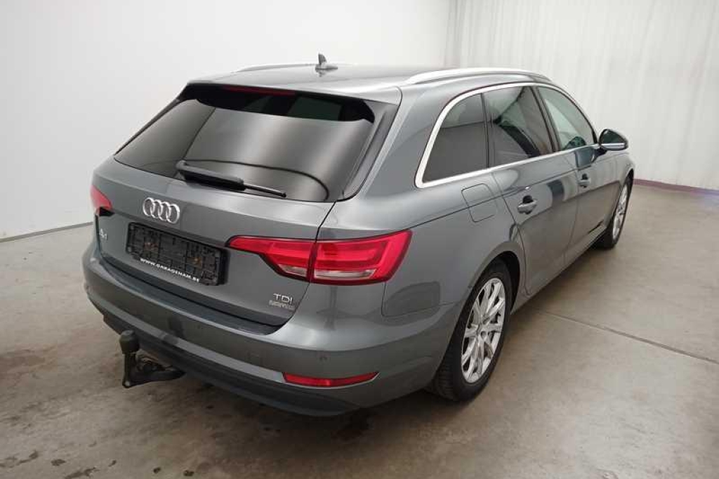 Audi A4 Avant 2016 фото 4