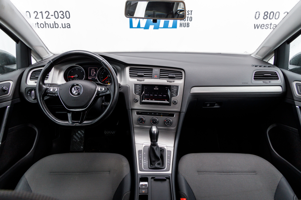 Volkswagen Golf VII photo 6