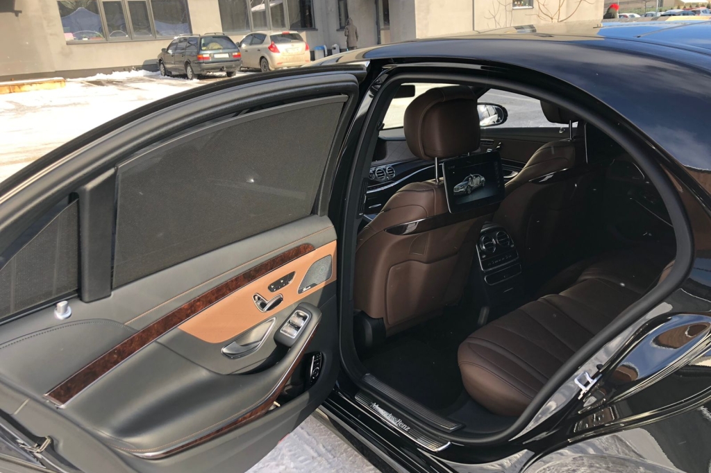 Mercedes-Benz S 560 4matic Long 2017 photo 15