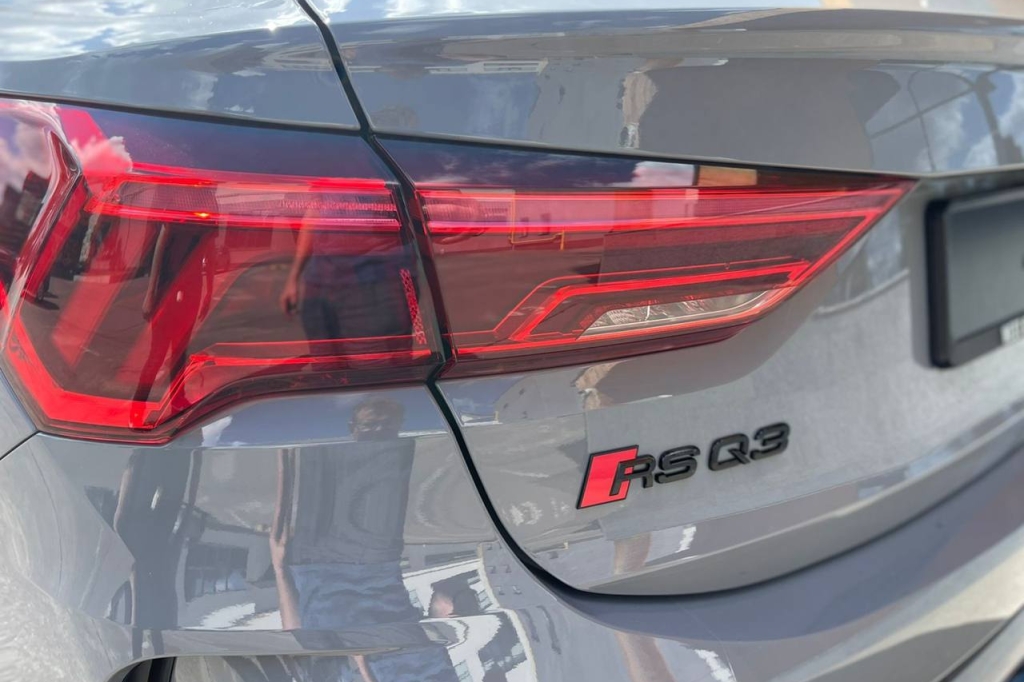 Audi RS Q3 Sportback 2022 photo 6