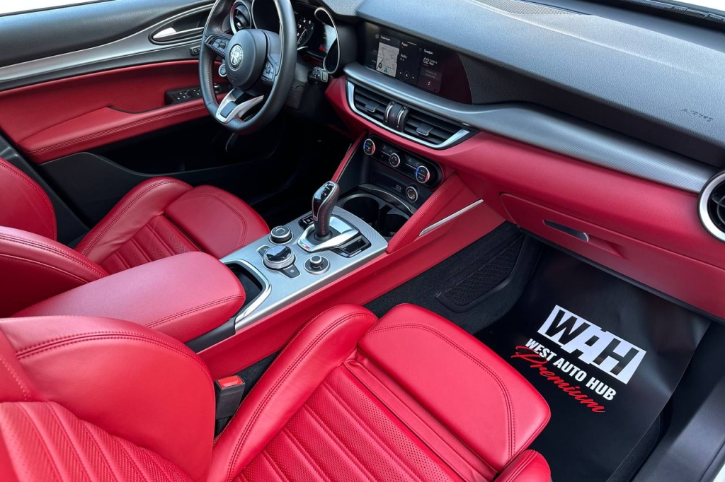 Alfa Romeo Stelvio 2021 photo 13