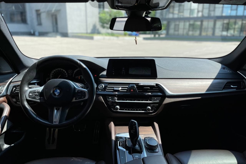 BMW 540 M XDrive 2017 photo 11