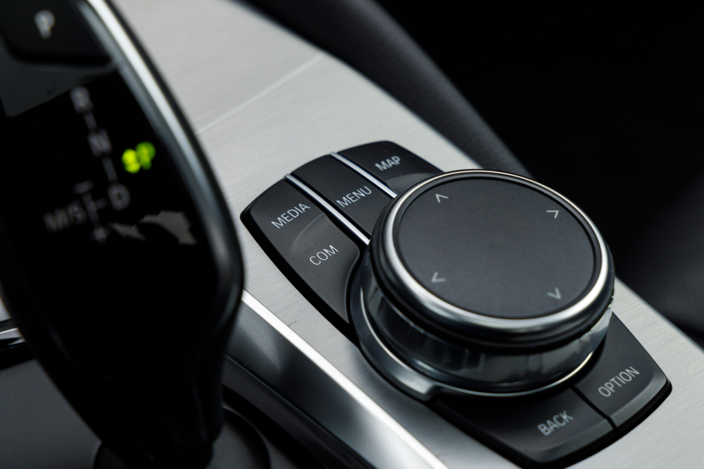 BMW 540 i xDrive 2017 фото 22