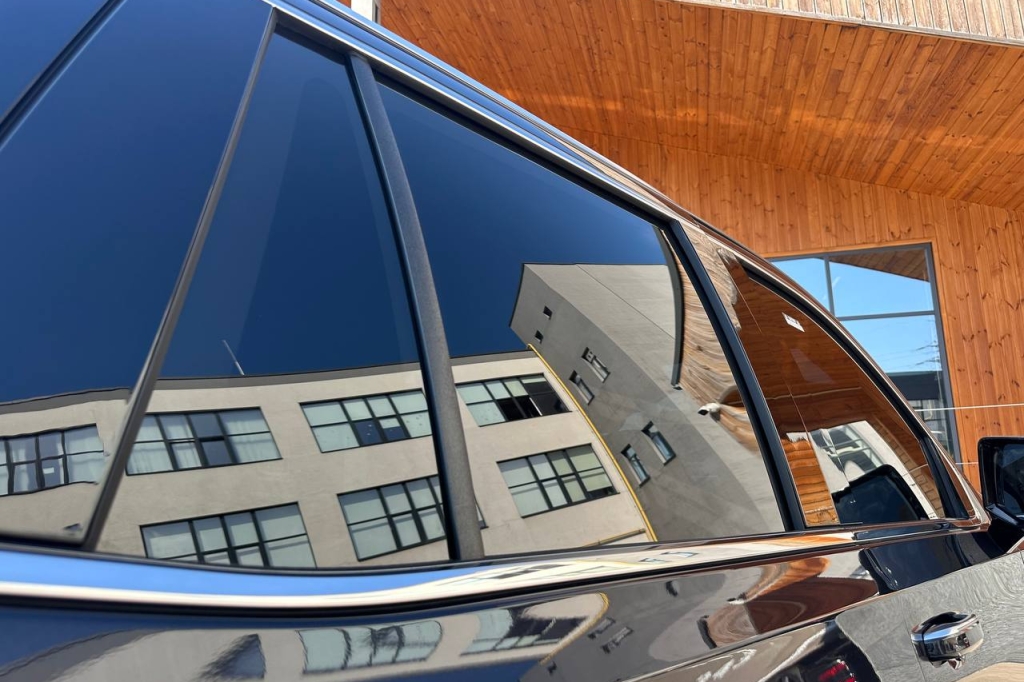 Cadillac Escalade Platinum 4WD 2022 фото Cadillac Escalade Platinum 4WD 2022 фото 12