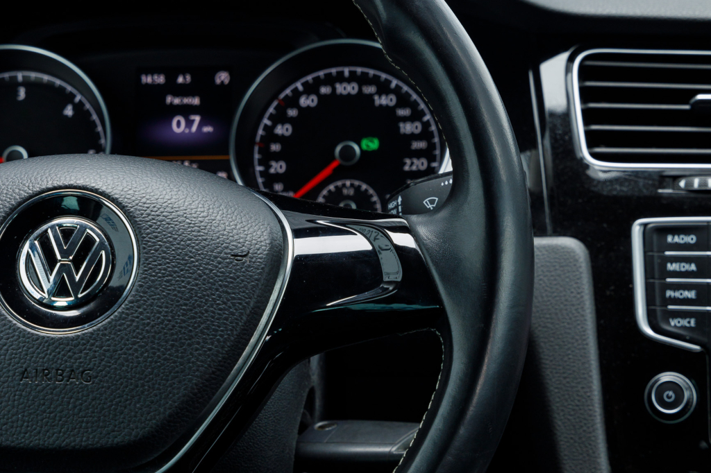 Volkswagen Golf VII CUP 2014 photo 24