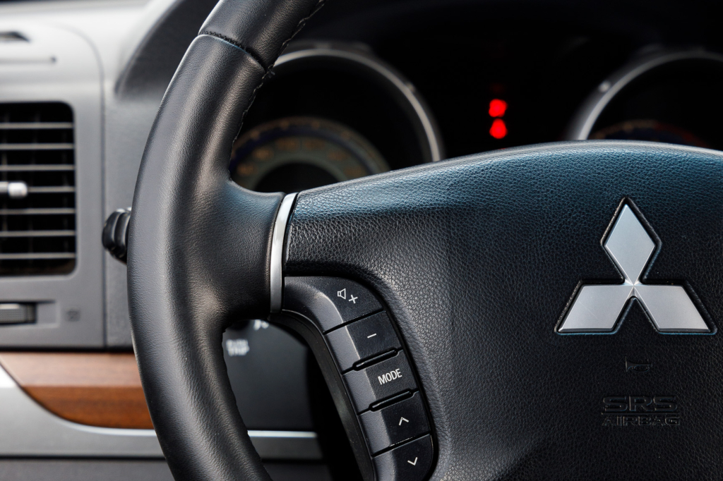 Mitsubishi Pajero GLS 2008 photo 12