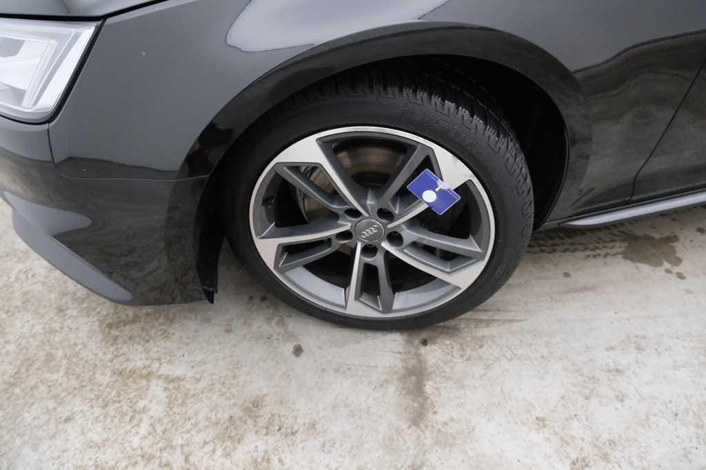 Audi A4 Avant 2017 фото 24