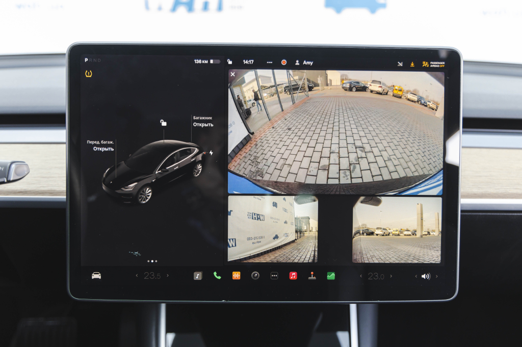 Tesla Model 3 2018 фото 28