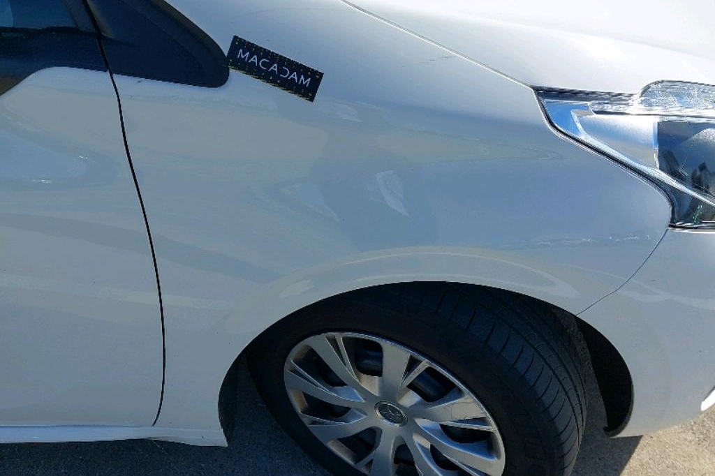 Peugeot 208 2017 фото 20