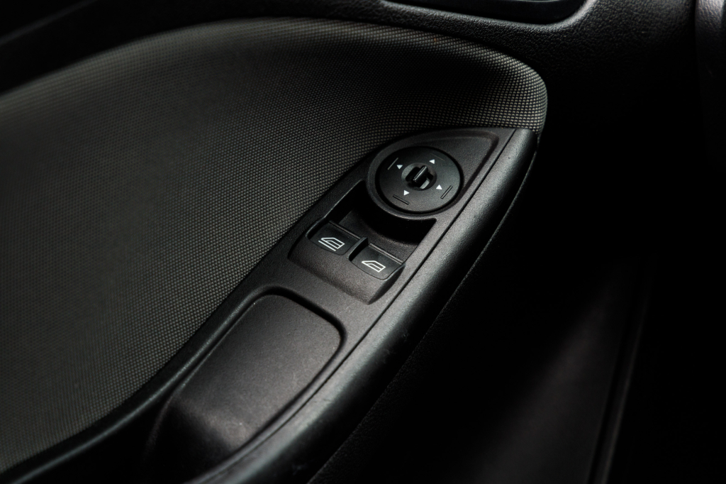 Ford Focus 2014 фото 15