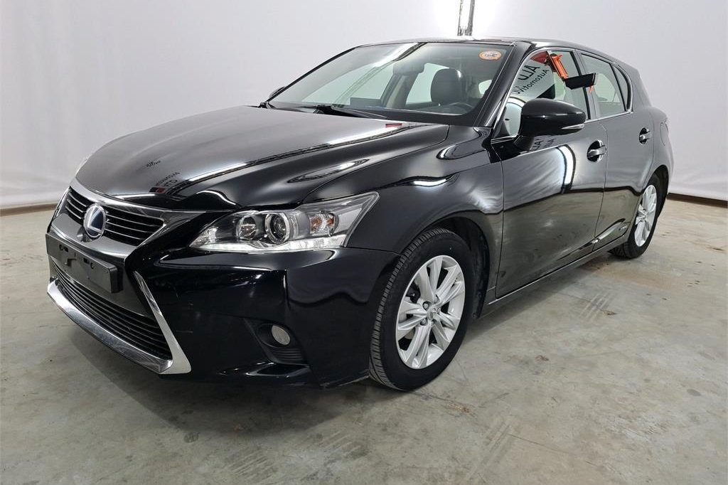 Lexus CT 200h 2016 photo 3