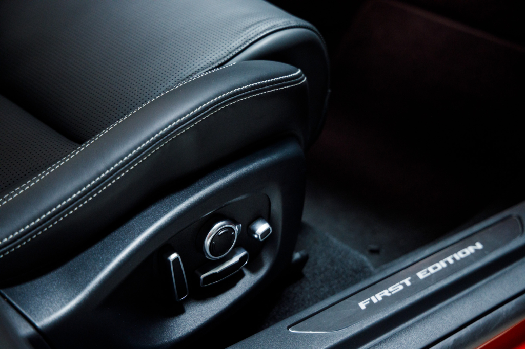 Jaguar I-Pace EV400s First Edition 2019 фото 35