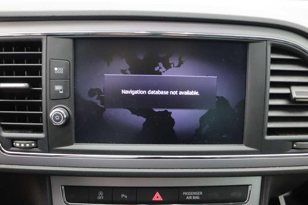 SEAT Leon 2017 фото 19